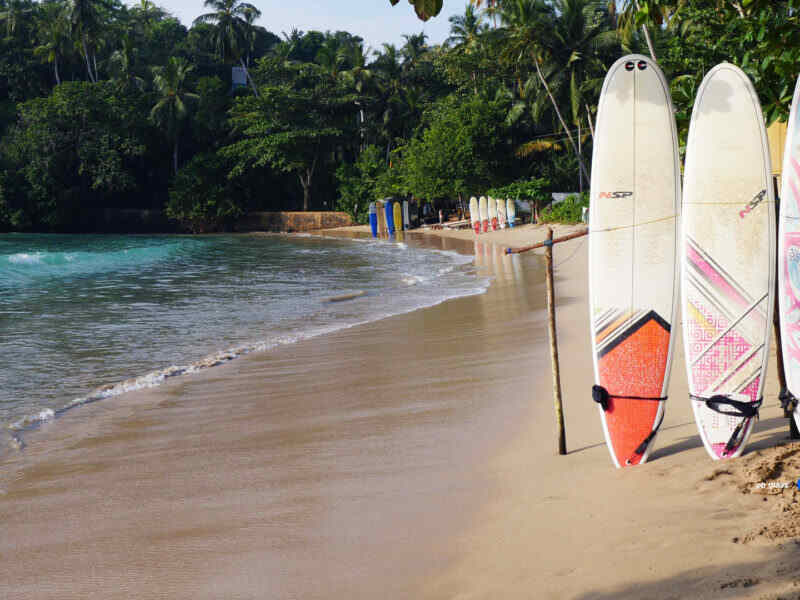 Hiriketiya Beach
